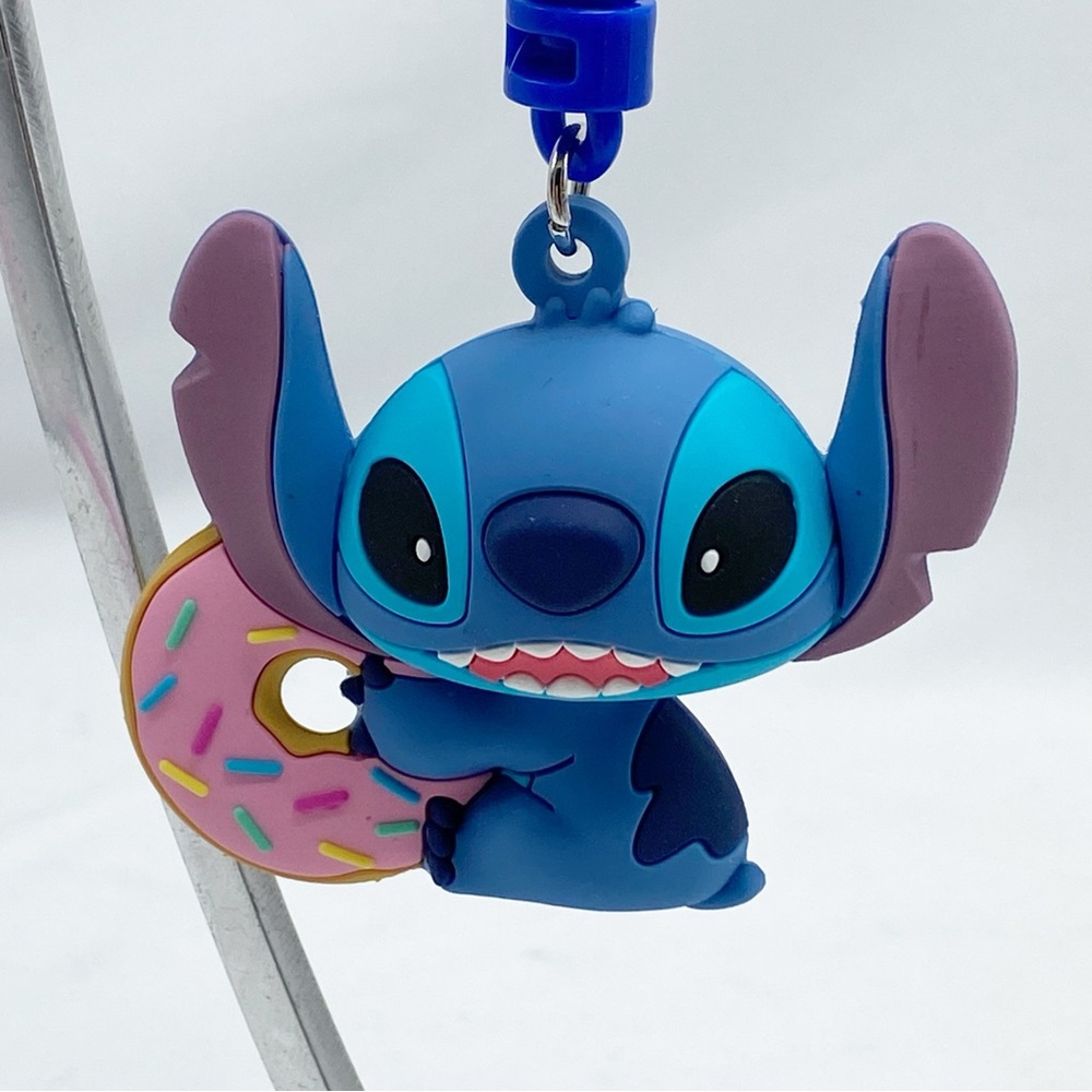 Disney Stitch Holding Donut Series 4 Collectors Figural Bag Clip Keychain